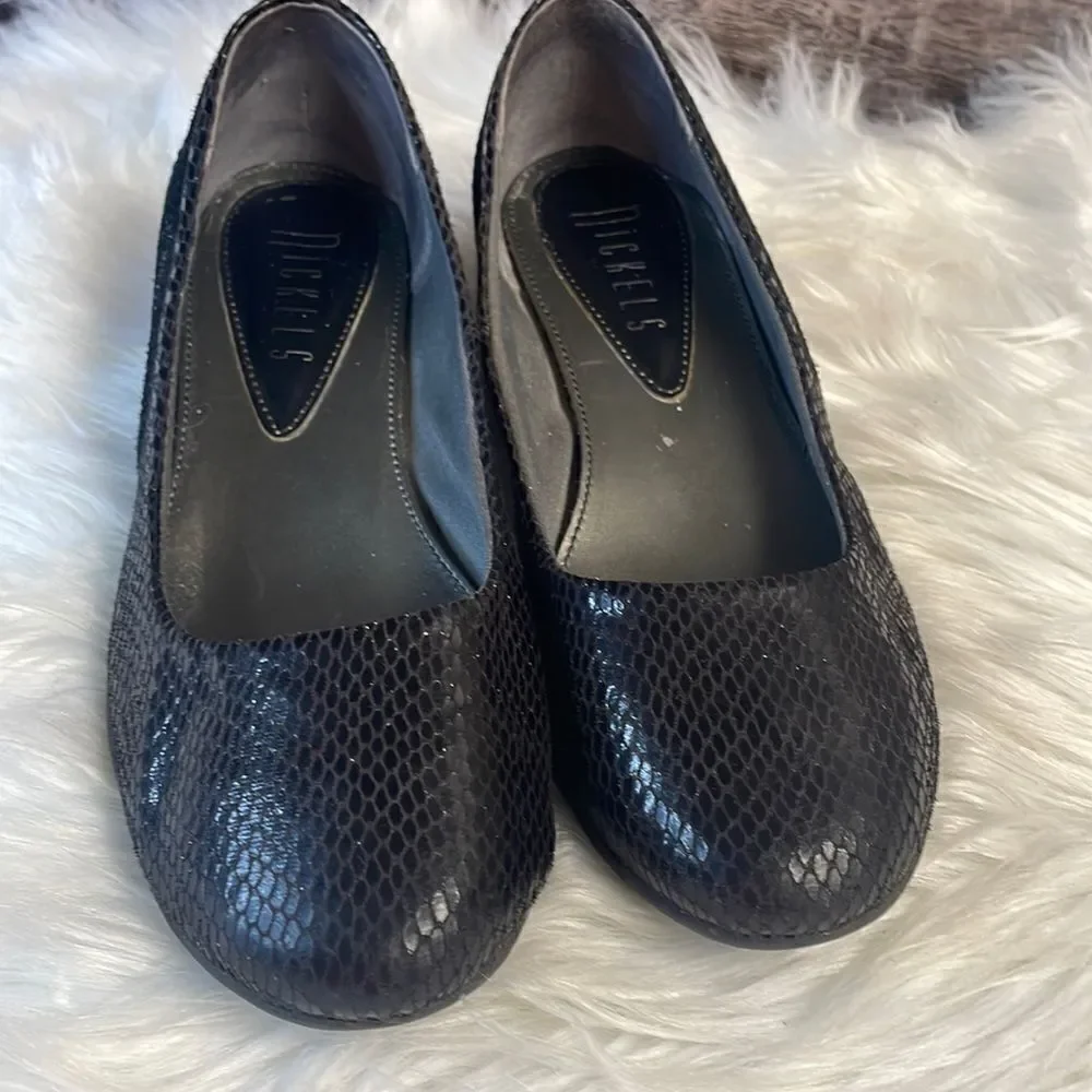 Nickels Ladies Black Slip on Shoes Flats Size 6M